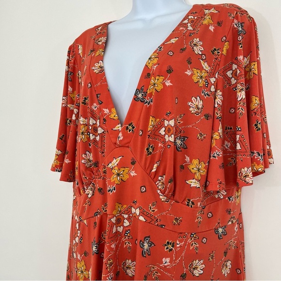 Torrid Orange Floral V Neck Flutter Sleeve Fit & Flare Dress - Picture 3 of 14